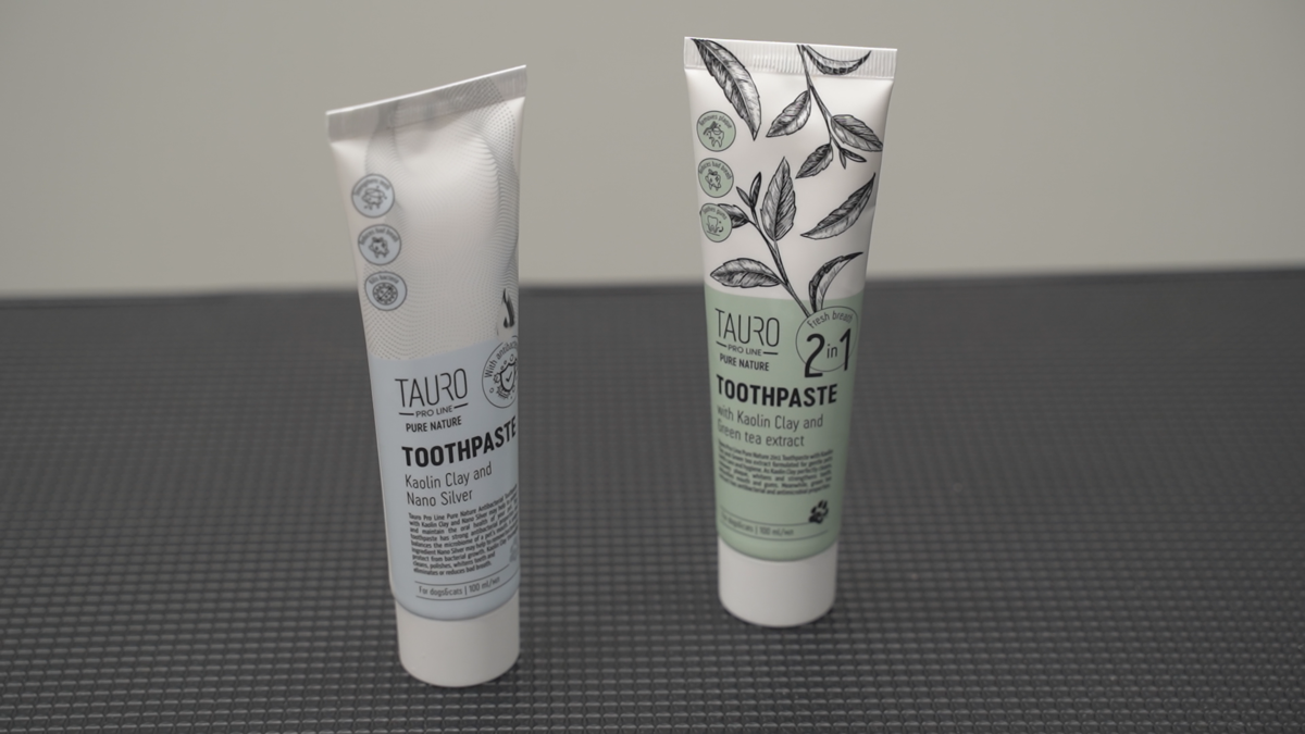 Tauro Pro Line Pure Nature toothpaste with white clay (kaolin), zeolite and  silver nanoparticles for dogs and cats